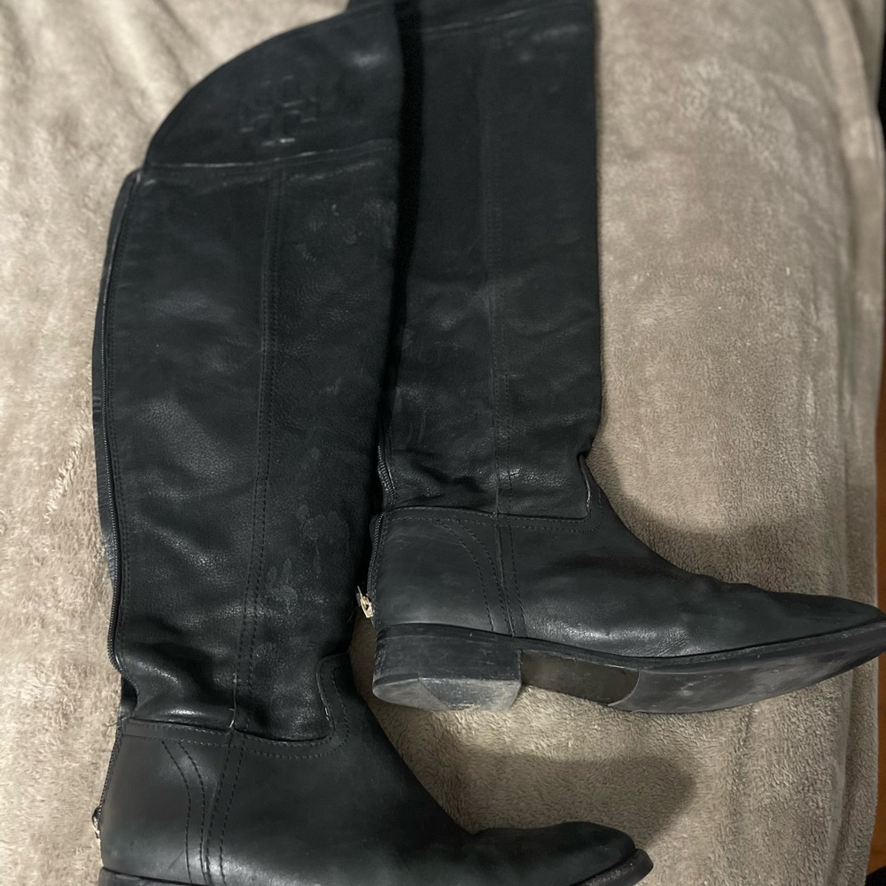 Women's Black Knee-High Boots
